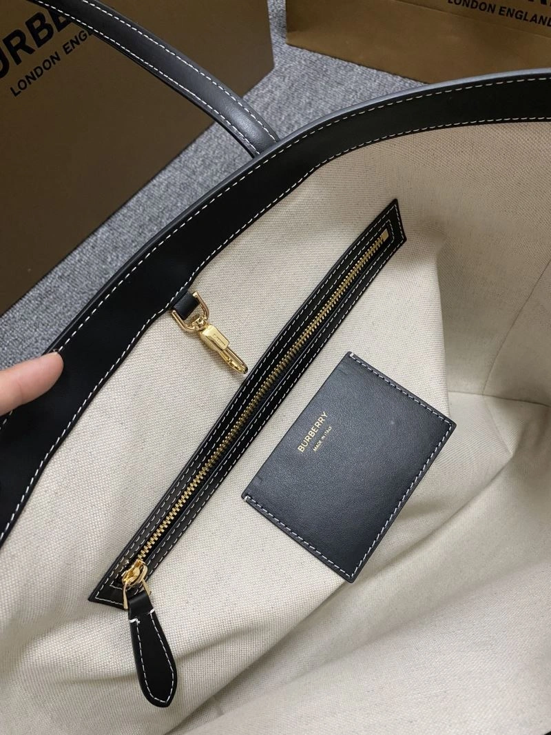 Burberry Shopping Bags Stretchable 64494