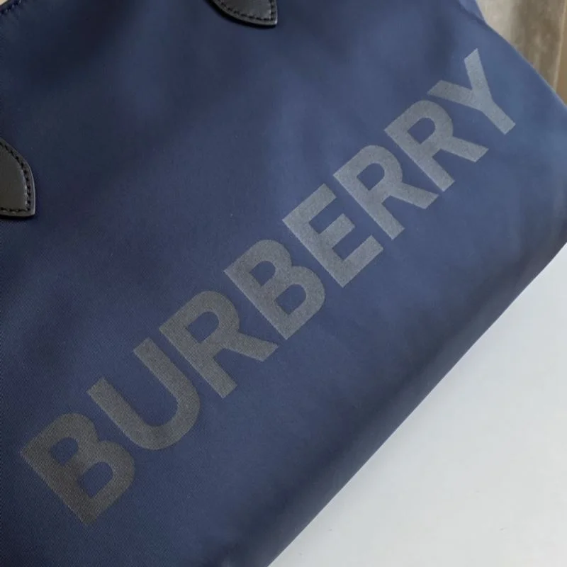 Burberry Shopping Bags Versatile 51676