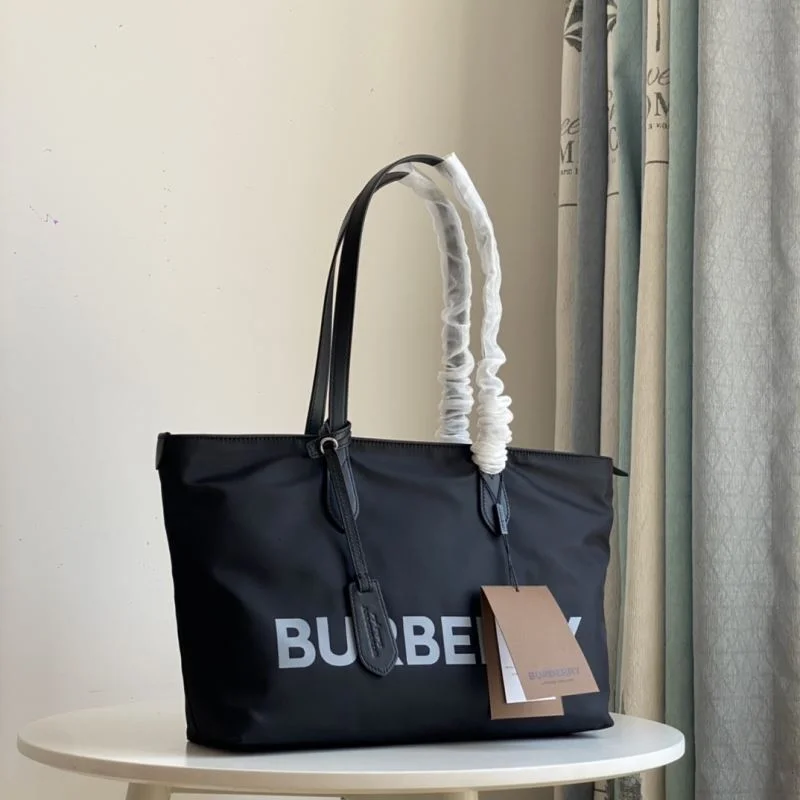 Classic Burberry Shopping Bags 51675