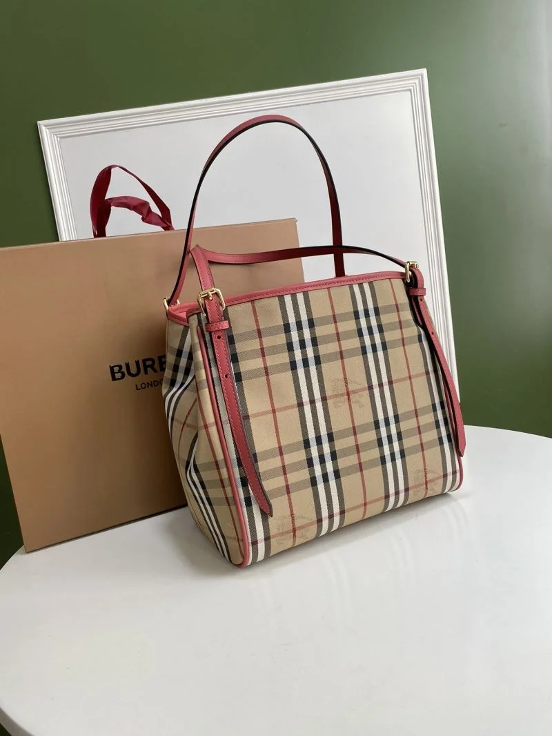 Stylish Burberry Shopping Bags 51674