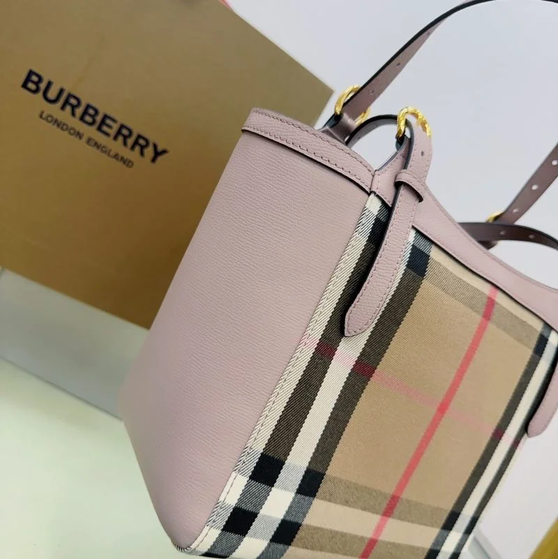 Burberry Shopping Bags DailyWear 51689
