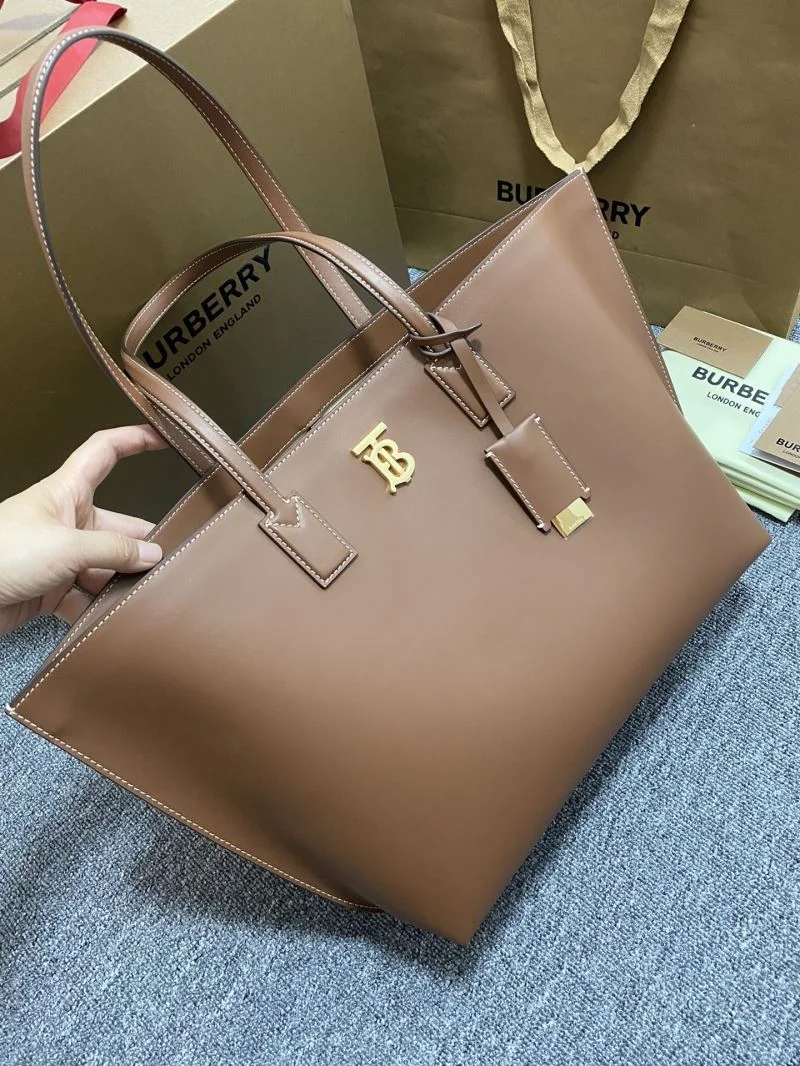 UrbanChic Burberry Shopping Bags 51683