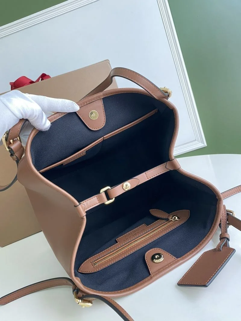 Burberry Shopping Bags GoodFit 51671