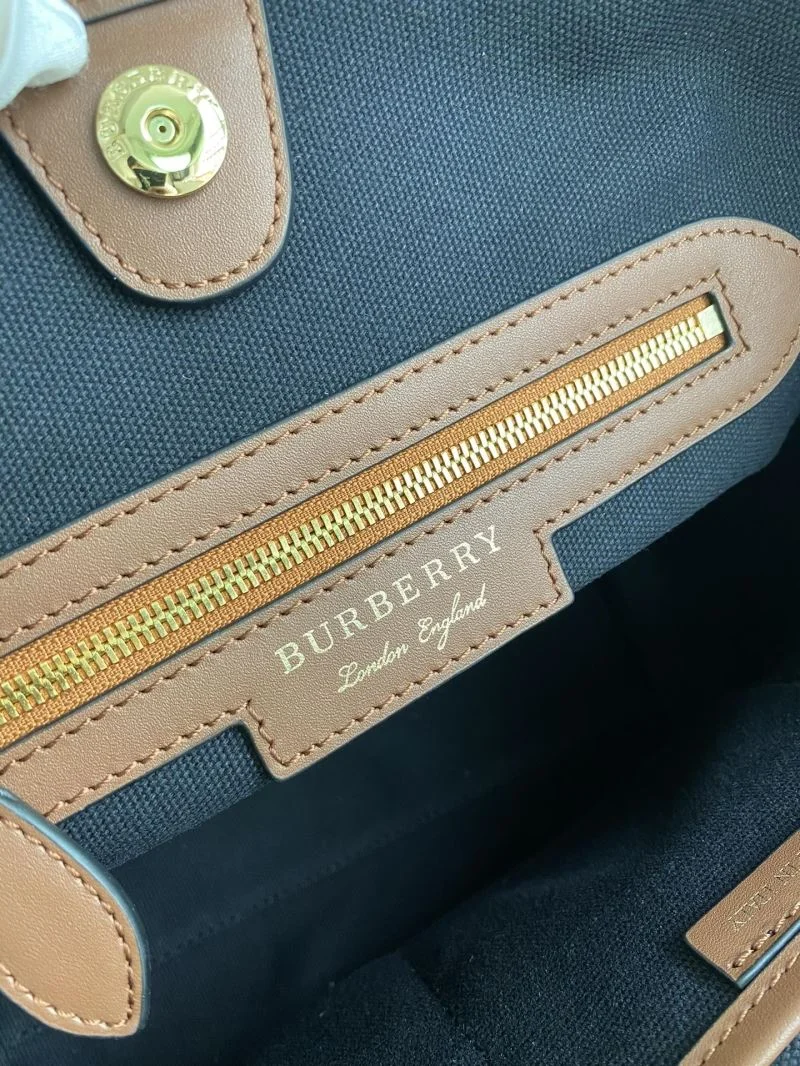 Burberry Shopping Bags GoodFit 51671