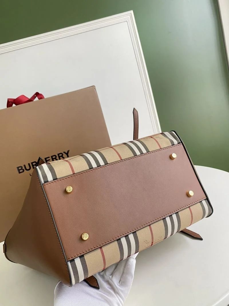 Burberry Shopping Bags GoodFit 51671