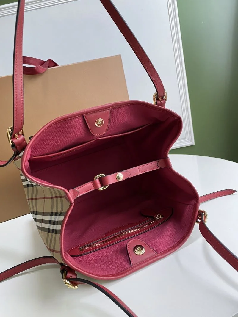 Burberry Shopping Bags Seasonal 51672