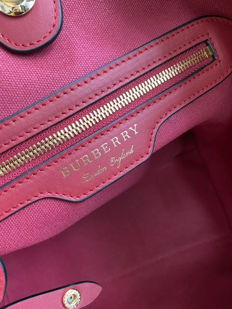 Burberry Shopping Bags Seasonal 51672