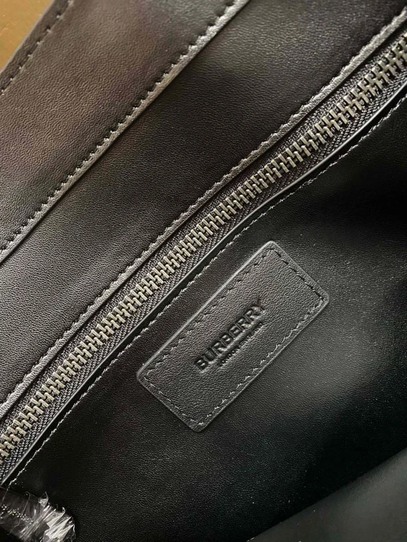 ComfortFit Burberry Shopping Bags 37908