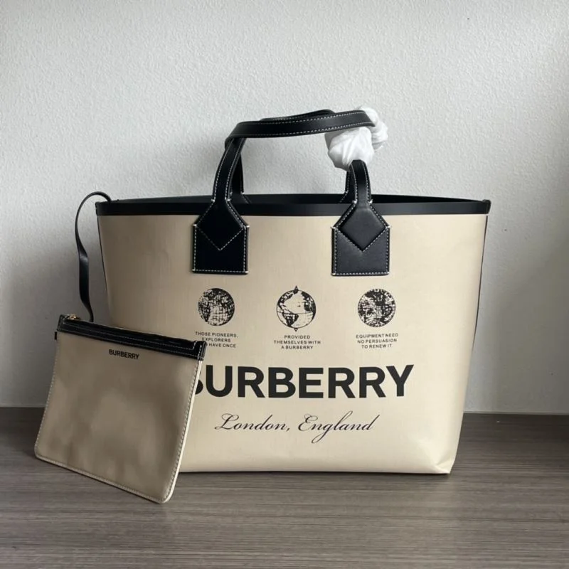 SunProtective Burberry Shopping Bags 37913