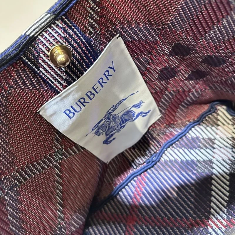 Burberry Shopping Bags Cozy 37887