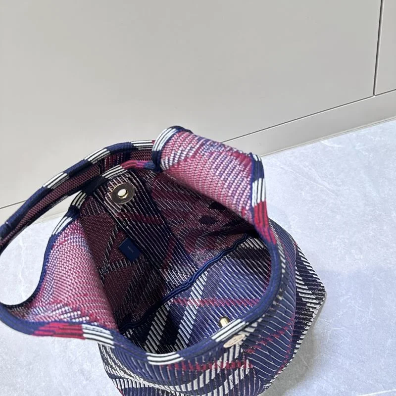 Burberry Shopping Bags Cozy 37887