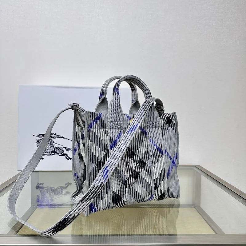 Burberry Shopping Bags StreetReady 37897