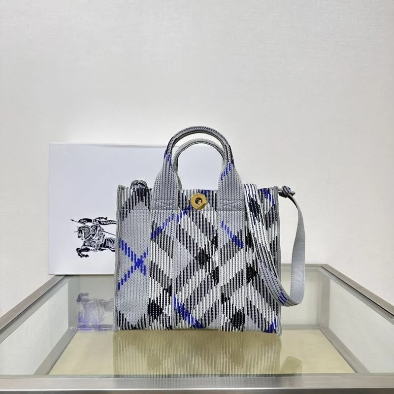 Burberry Shopping Bags StreetReady 37897