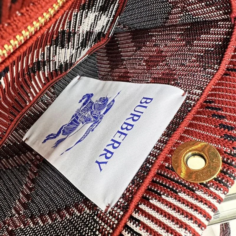 Burberry Shopping Bags Affordable 37909