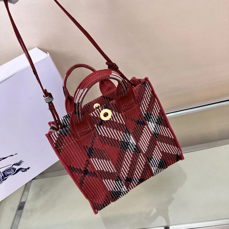 Burberry Shopping Bags Affordable 37909