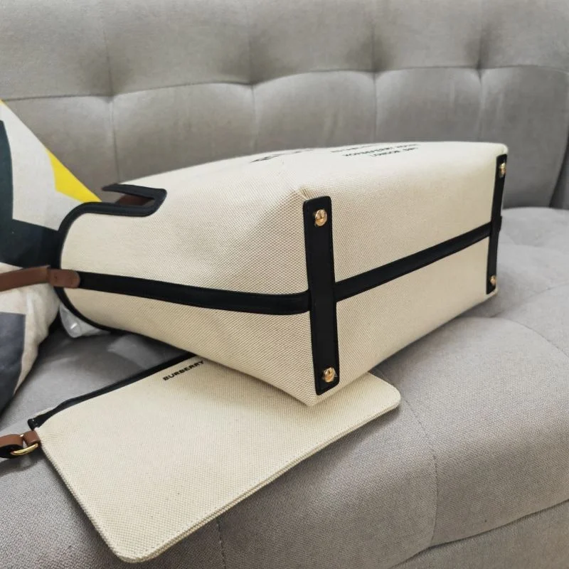Sophisticated Burberry Shopping Bags 37891