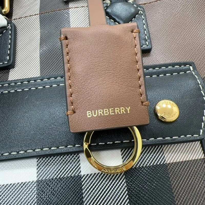 Functional Burberry Shopping Bags 37910