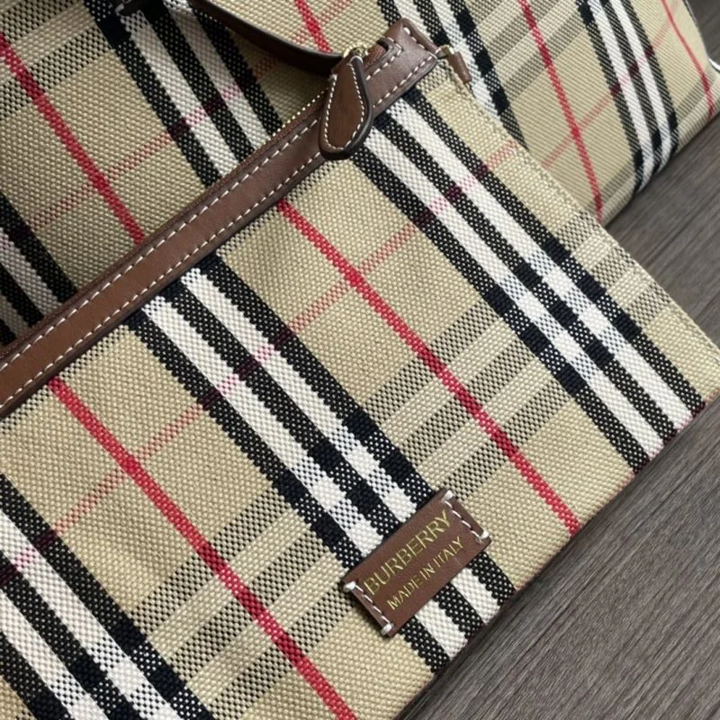 Attractive Burberry Shopping Bags 37902