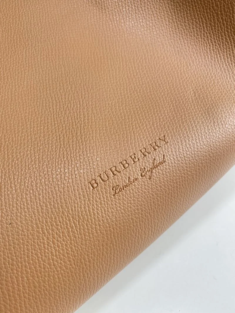 Burberry Shopping Bags Breathable 37896