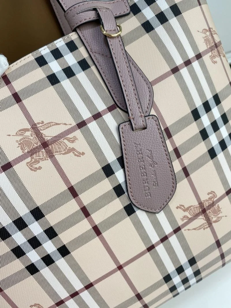 Burberry Shopping Bags RelaxedFit 37899