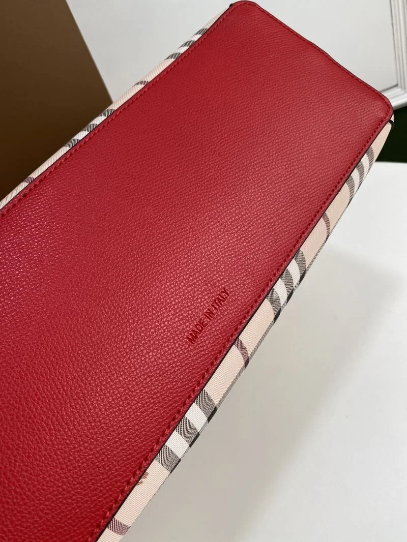 Practical Burberry Shopping Bags 37906