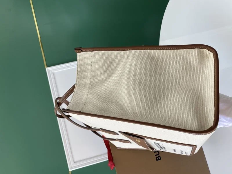 SmoothTexture Burberry Shopping Bags 37885