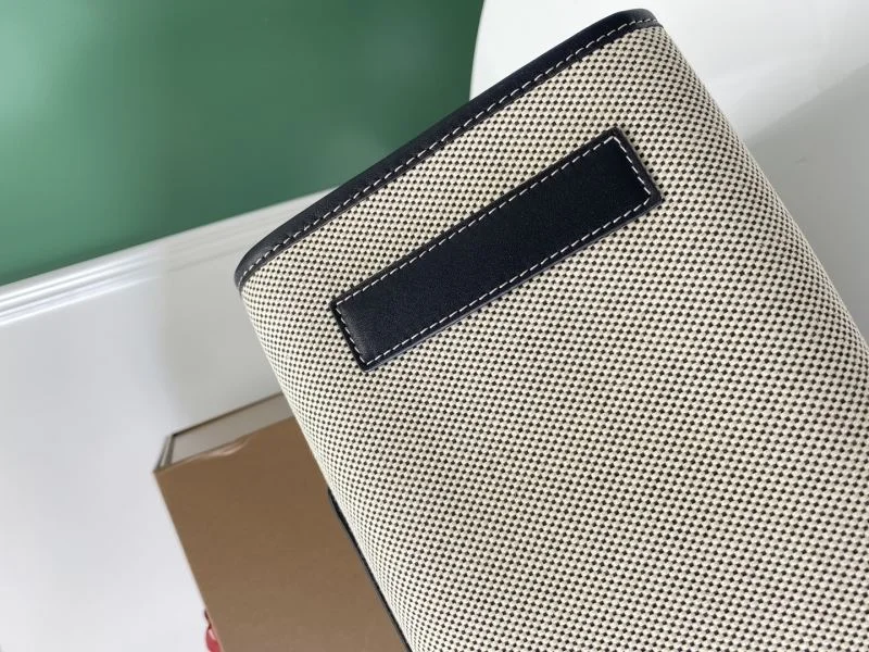 GoAnywhere Burberry Shopping Bags 37883