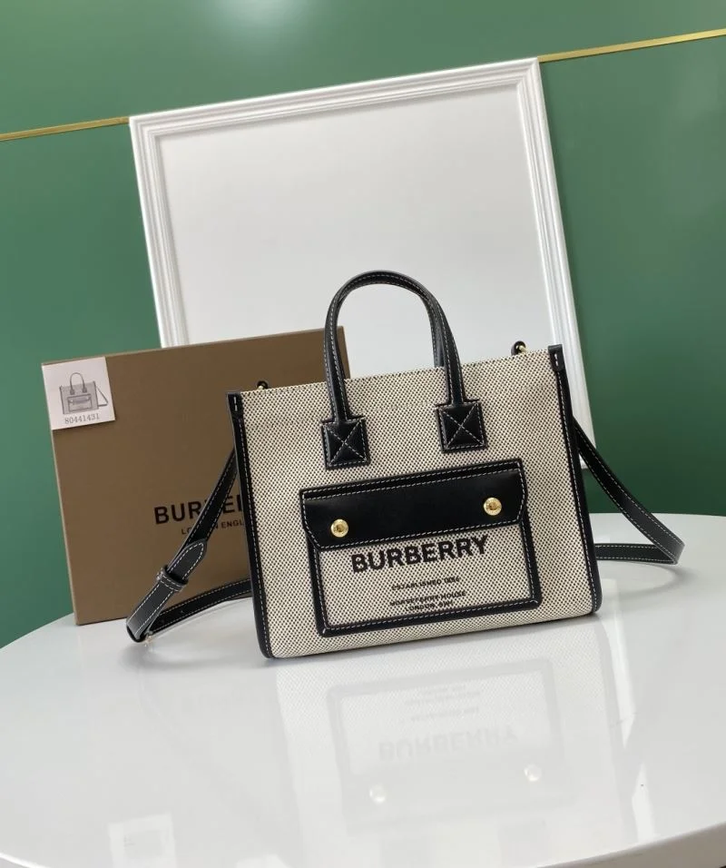 Comfortable Burberry Shopping Bags 37884