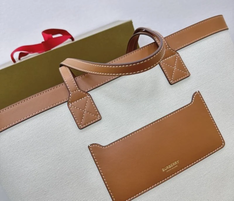Burberry Shopping Bags SmoothTexture 37886