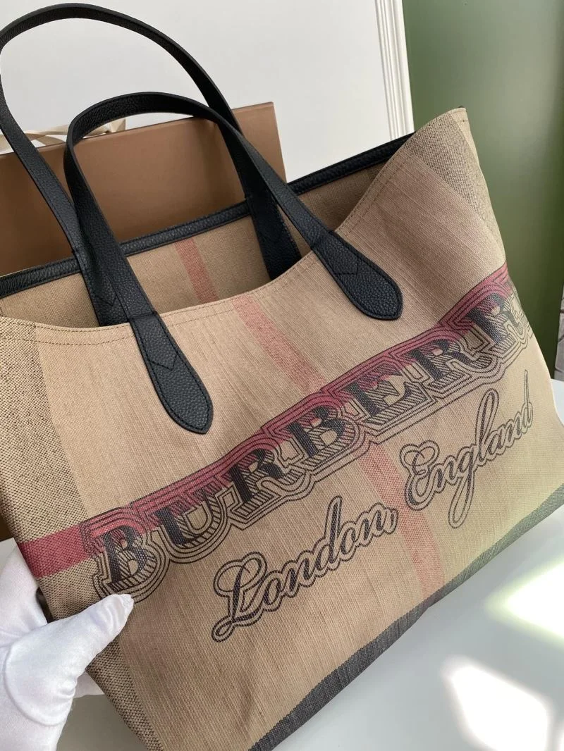 Burberry Shopping Bags UrbanStyle 37879
