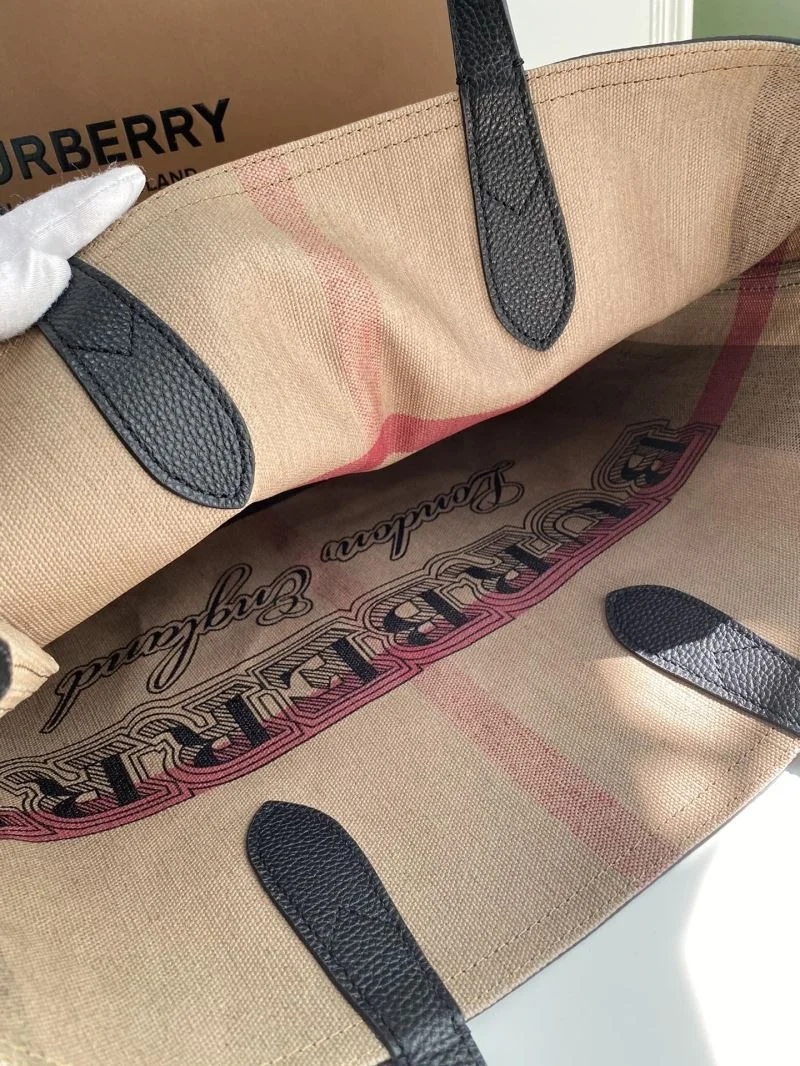 Burberry Shopping Bags UrbanStyle 37879