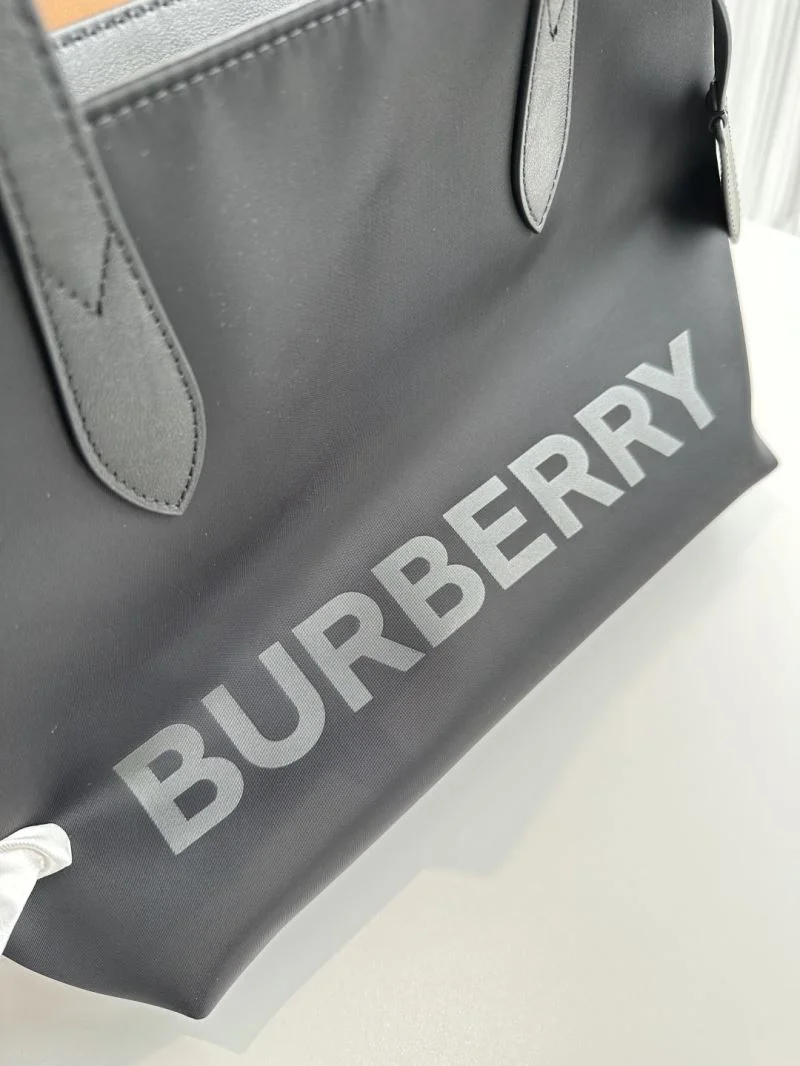 Burberry Shopping Bags Upgraded 37877