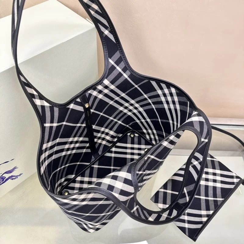 Durable Burberry Shopping Bags 37875