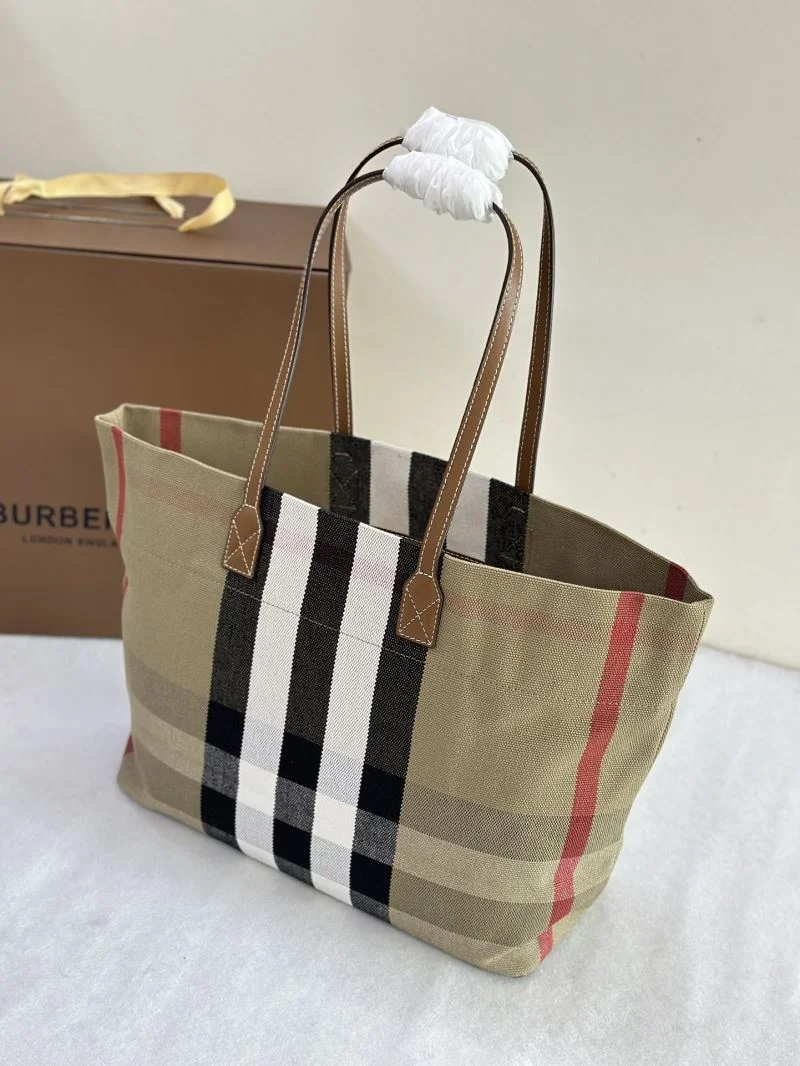 Burberry Shopping Bags Tailored 37855