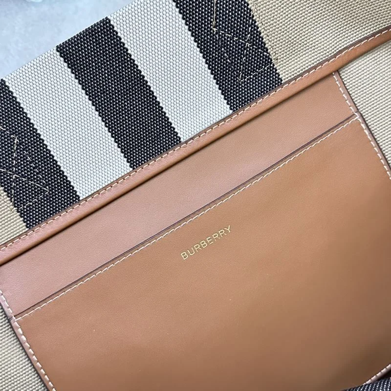 Burberry Shopping Bags Tailored 37855
