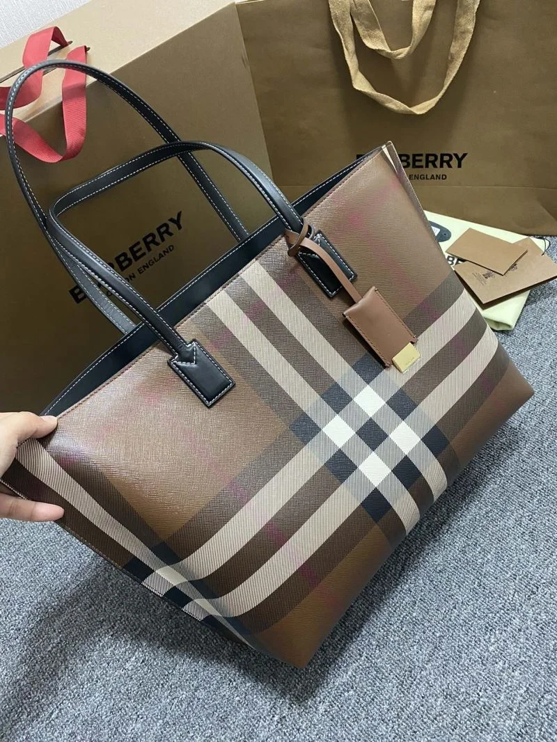 Burberry Shopping Bags Classic 37867