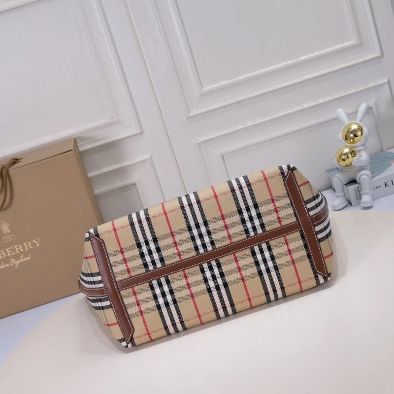 WaterResistant Burberry Shopping Bags 89325