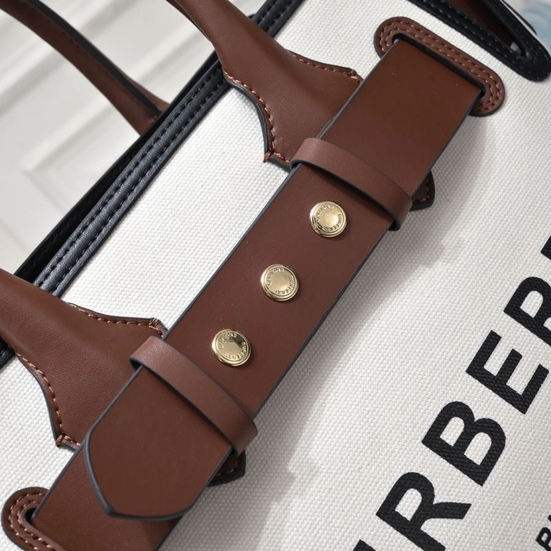 Burberry Shopping Bags Snug 89306