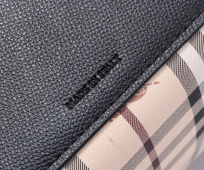 UrbanChic Burberry Shopping Bags 89299