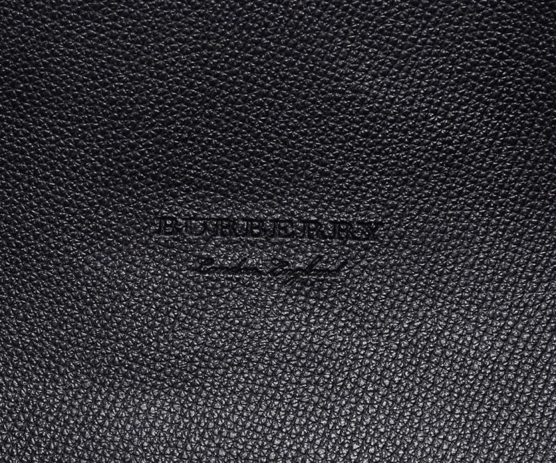 UrbanChic Burberry Shopping Bags 89299
