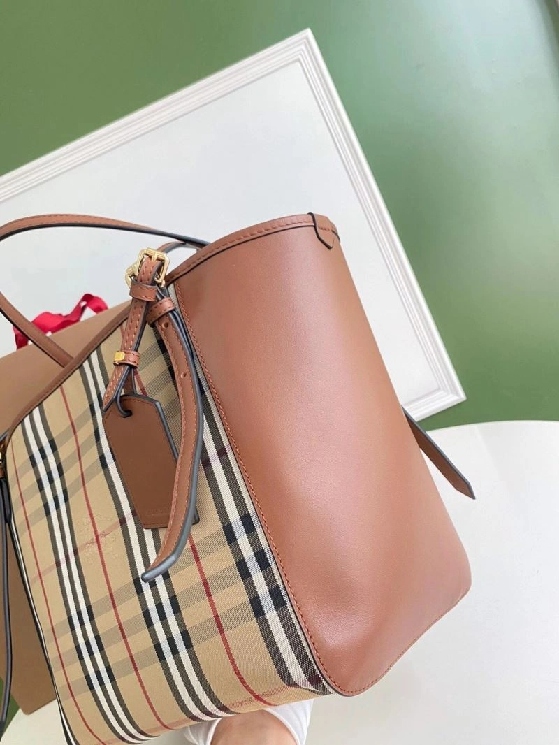 Trendsetting Burberry Shopping Bags 89303