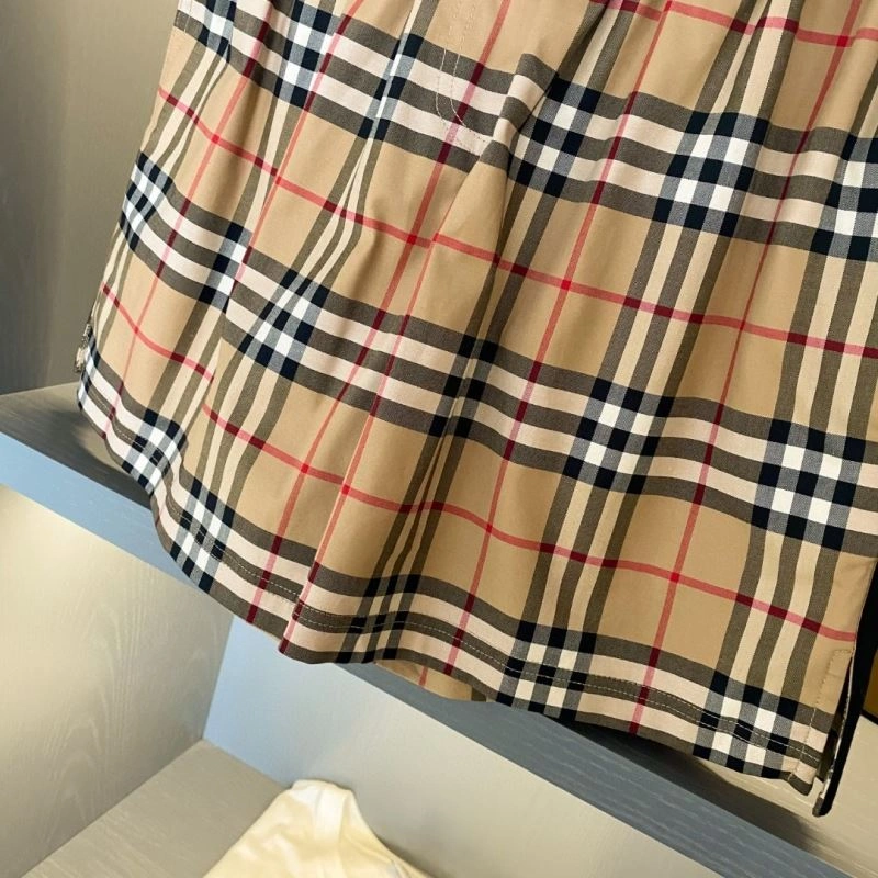 Burberry Short Pants Seasonal 103524
