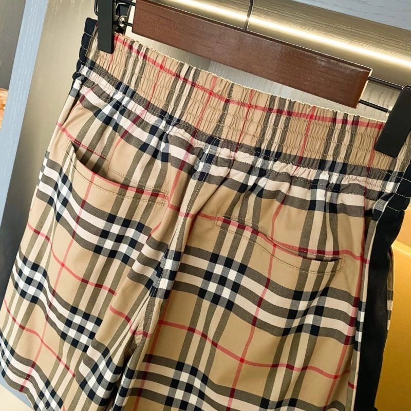 Burberry Short Pants Seasonal 103524