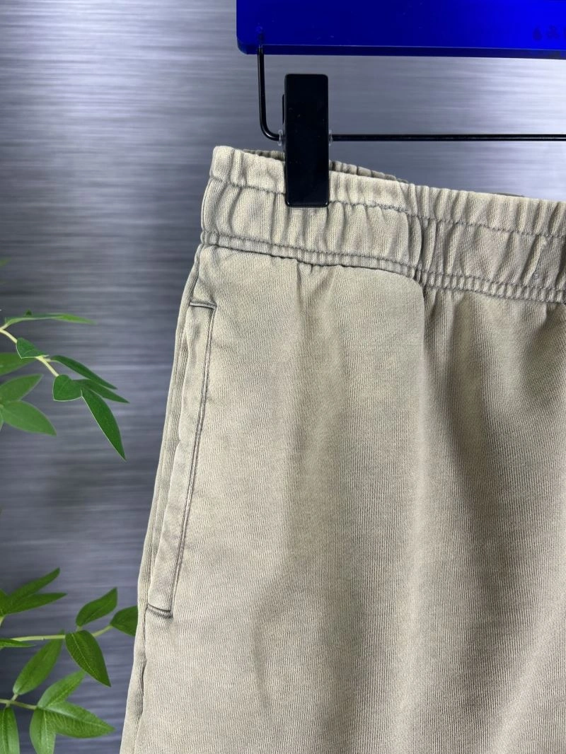 Lightweight Burberry Short Pants 103036