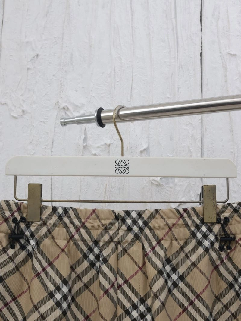 Lightweight Burberry Short Pants 103025