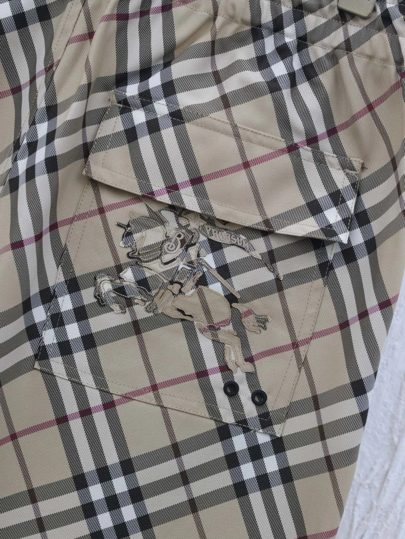 Lightweight Burberry Short Pants 103025