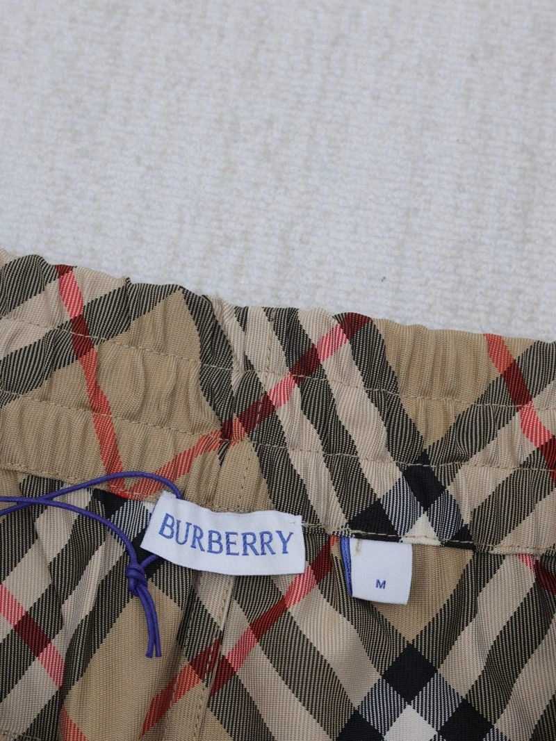 Burberry Short Pants Effortless 99096