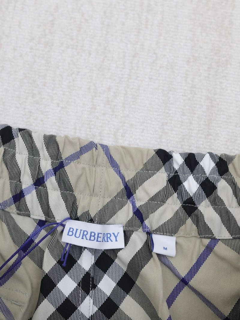 Tailored Burberry Short Pants 103021