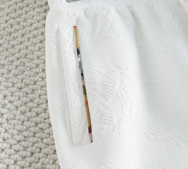 Refined Burberry Short Pants 105826