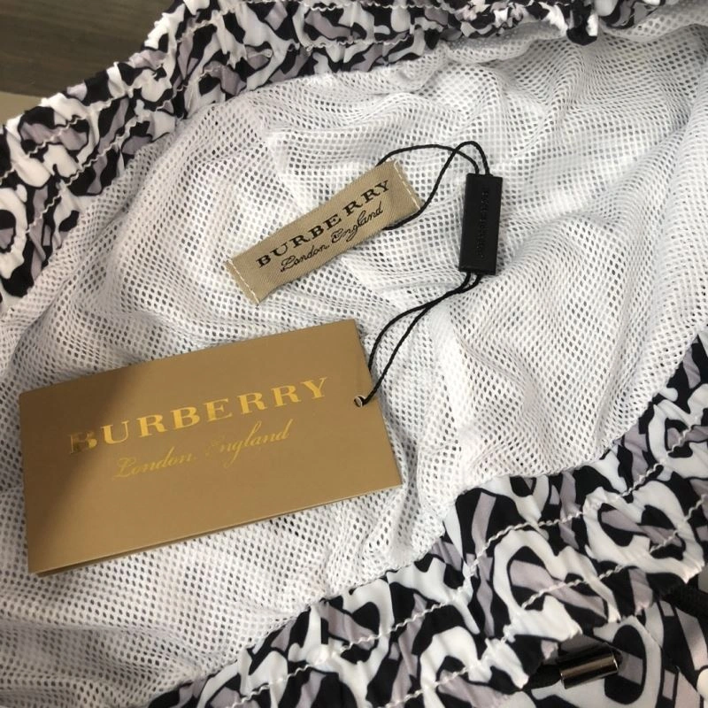 Burberry Short Pants ComfortFit 105407